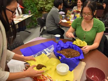 Tobacco Bundle making with the Native Centre