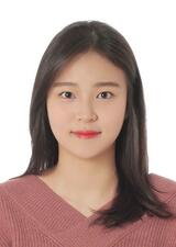 Suji Yoon headshot